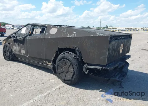 2024 Tesla Cybertruck Cyberbeast from USA, damaged, VIN 7G2CEHEE9RA021133